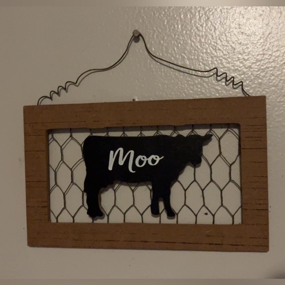 Cow wire picture